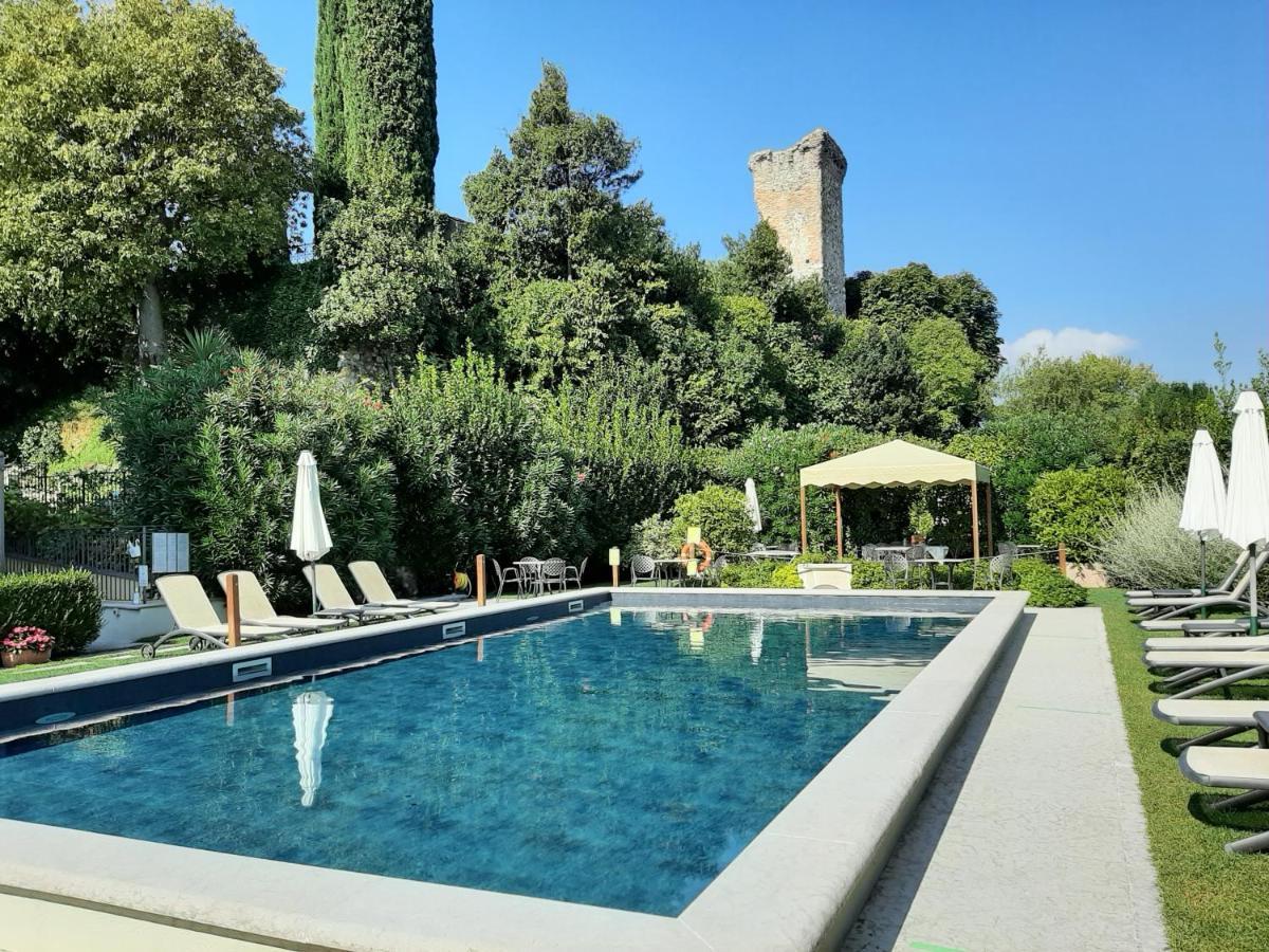 Residence Villa Antica Torre San Felice del Benaco Buitenkant foto