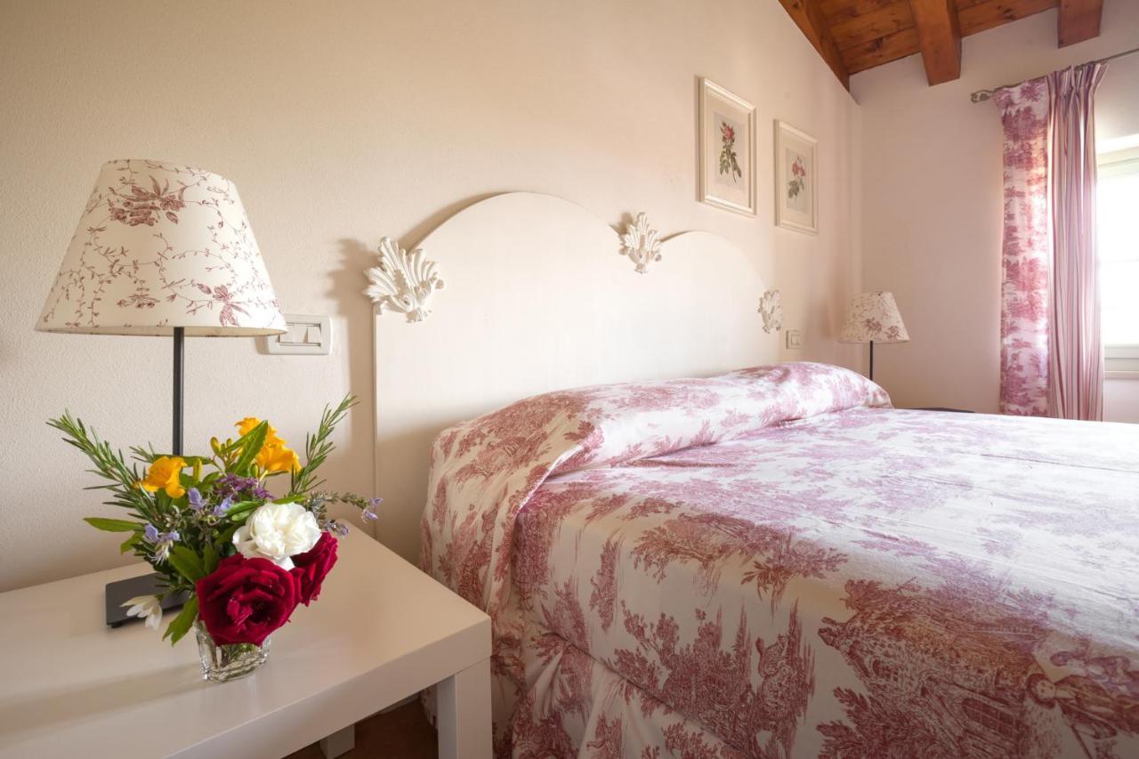 Residence Villa Antica Torre San Felice del Benaco Buitenkant foto