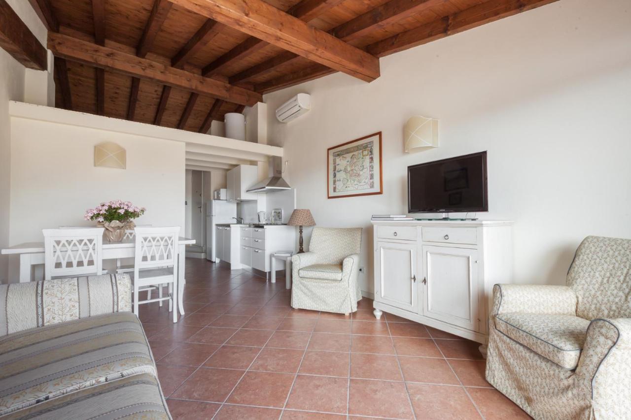 Residence Villa Antica Torre San Felice del Benaco Buitenkant foto